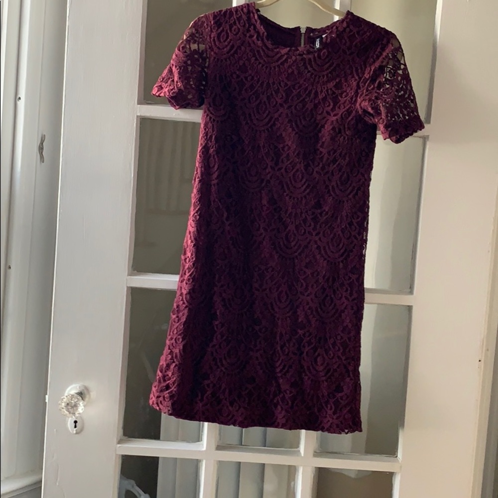 H&M lace dress, burgundy size small